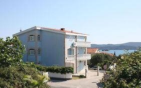 Apartments Vese